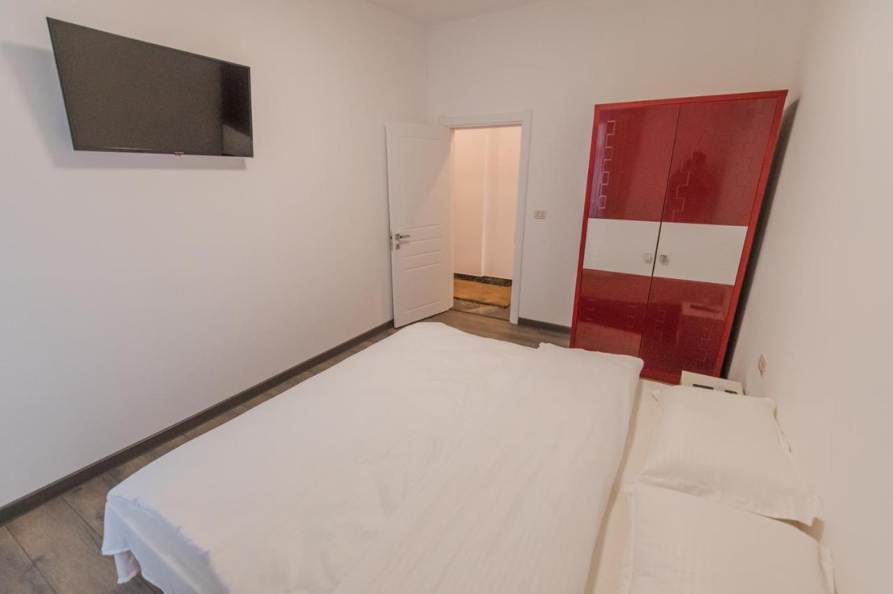 Penthouse Luxury Fălticeni Esterno foto