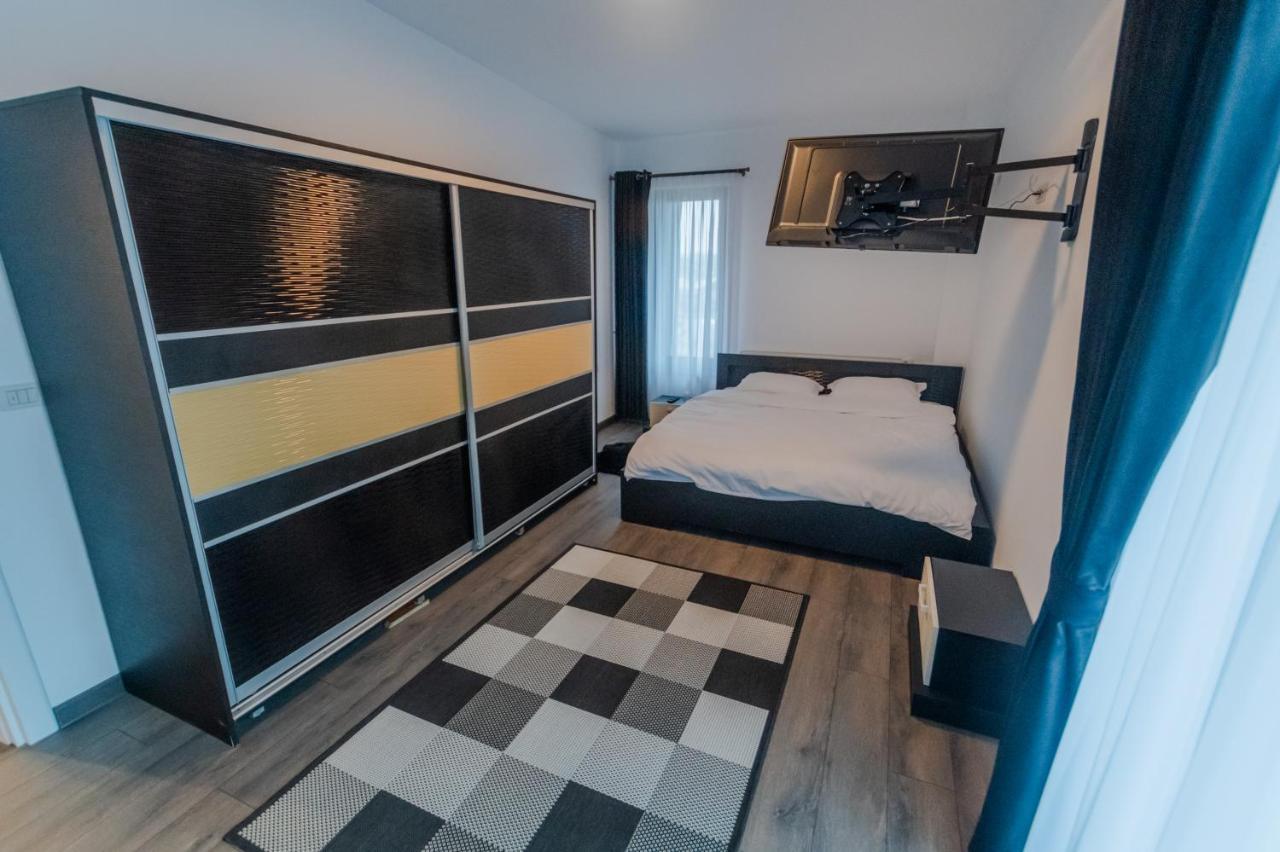 Penthouse Luxury Fălticeni Esterno foto