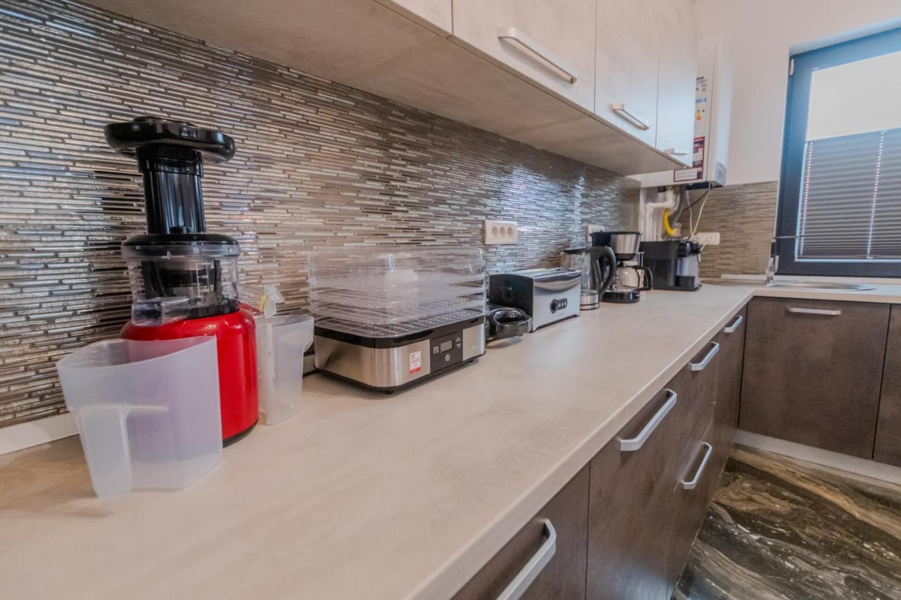 Penthouse Luxury Fălticeni Esterno foto