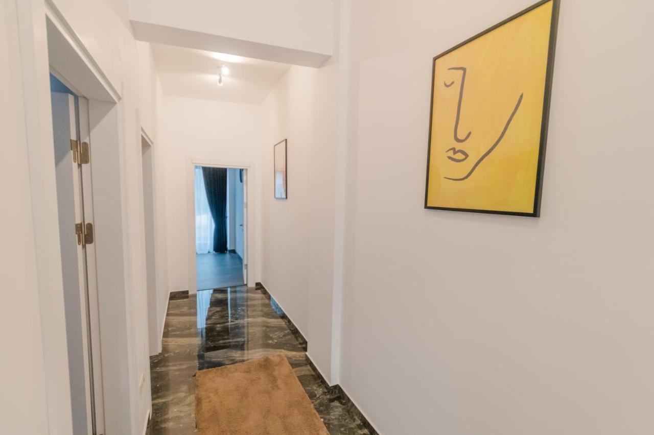 Penthouse Luxury Fălticeni Esterno foto